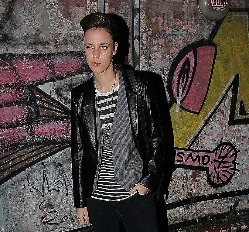 אירוע קול באישה אהבה