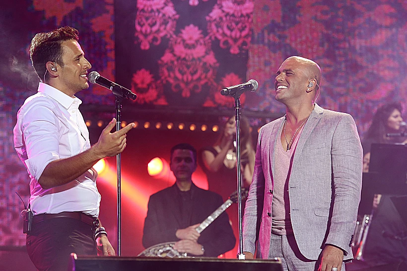 אייל גולן וניקוס ורטיס