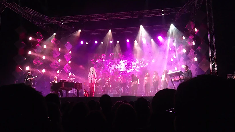 ריקי גל ומתי כספי בהופעה