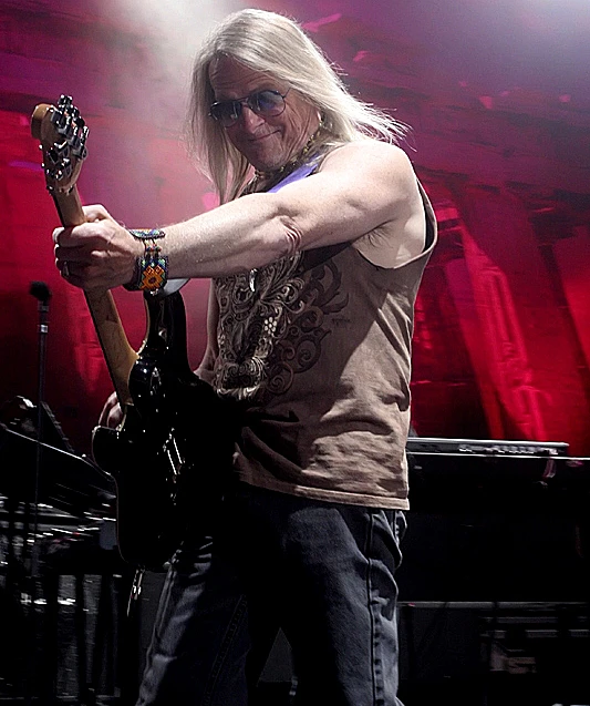 מתוך ההופעה של דיפ פרפל בקיסריה