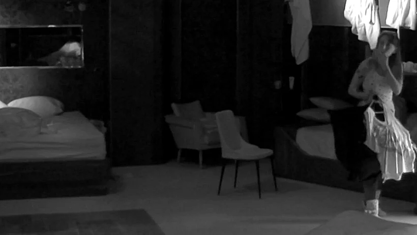 בלילה, בלילה...