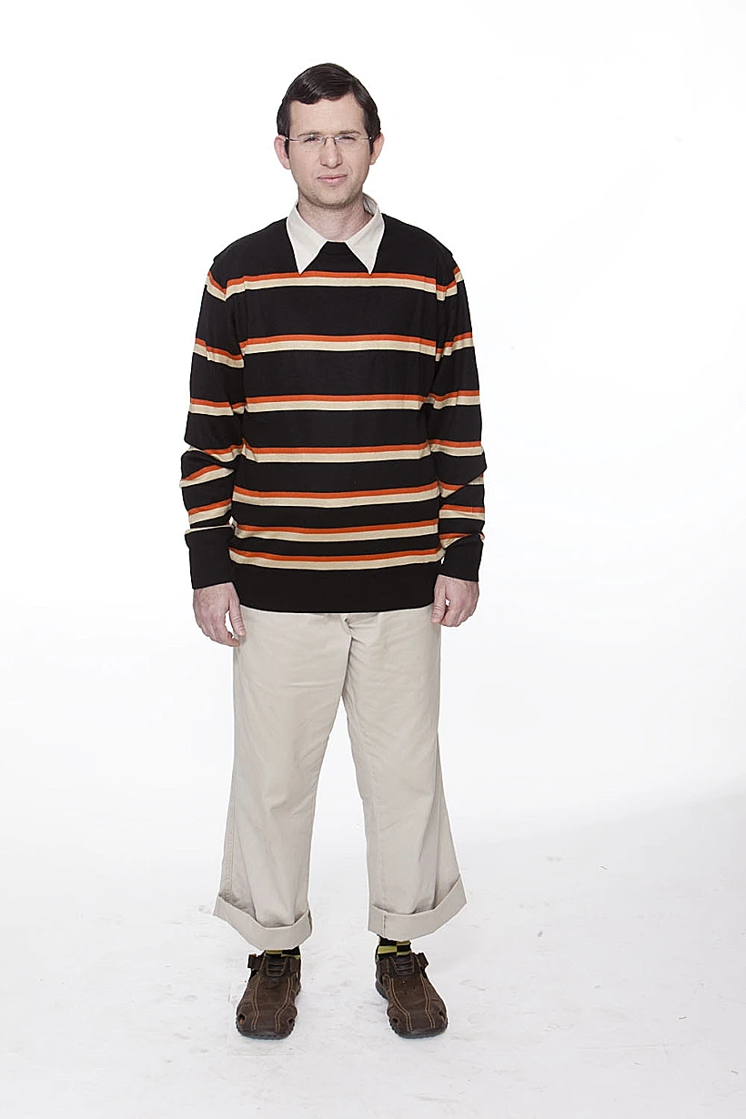 שחר באומל, היפה והחנון 3