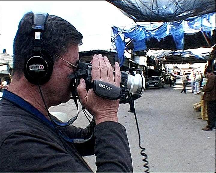 ארץ המתנחלים-חיים יבין מצלם.