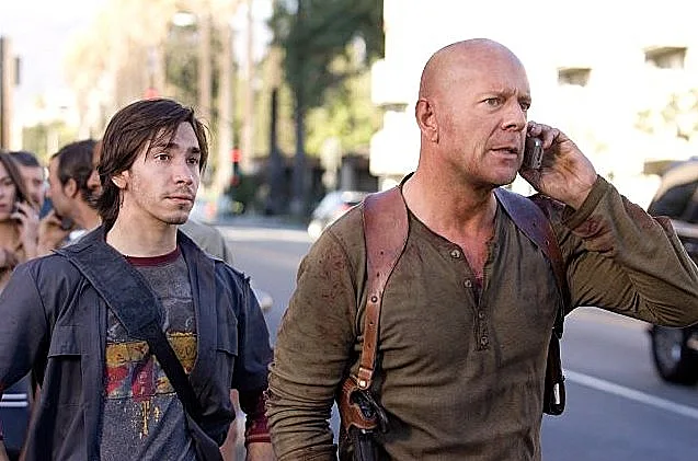 ברוס וויליס ב