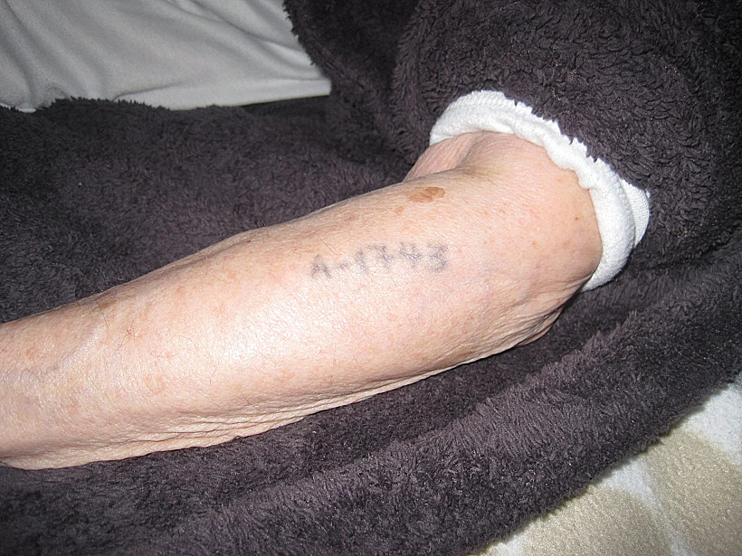 ניצולת שואה שאינה מוכרת ככזו