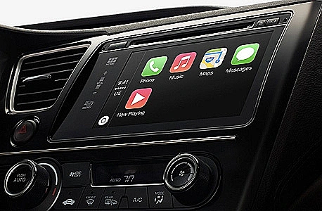 פלטפורמת שליטה ב-iOS לרכב