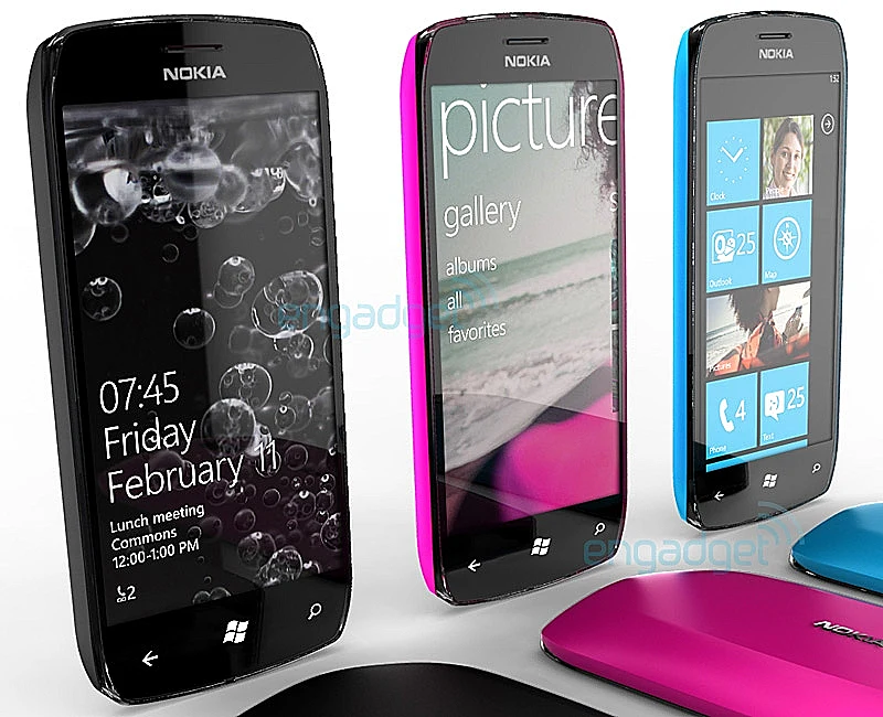 מכשירי נוקיה עם WP7 - התמונות שהודלפו לאתר Engadget והוצגו במסיבת העיתונאים של נוקיה ב-MWC 2011.