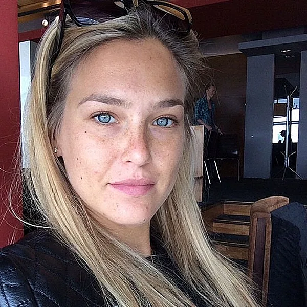 כוכבות ללא איפור