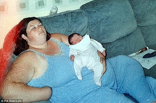זהו את הנשים מאחורי המסכות