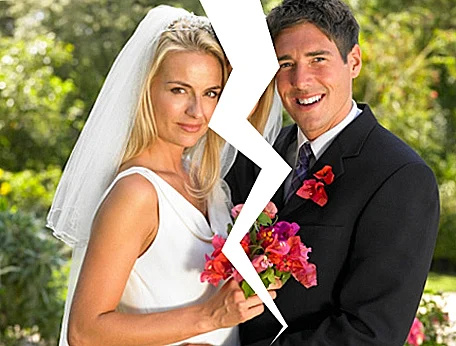 חתן וכלה - תמונה קרועה