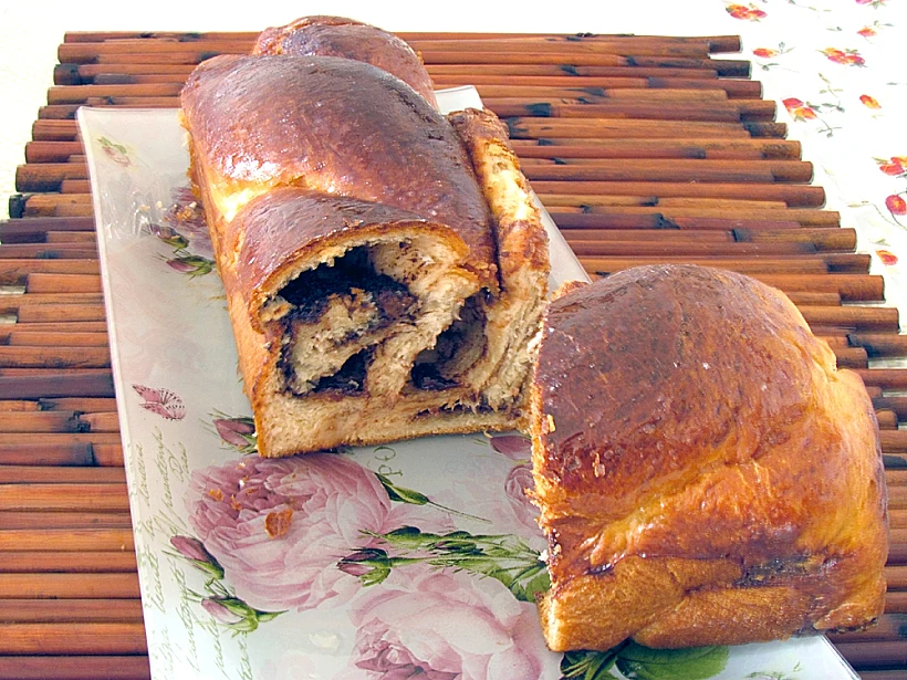 עוגות שמרים רכות עם שוקולד