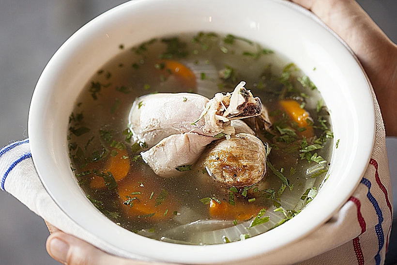 מרק עוף (הכובשים)