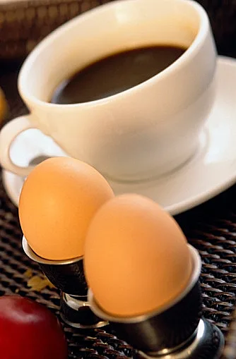 קפה וביצים