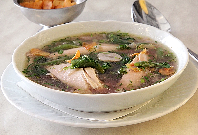 מרק עוף, כרוב אדום ושעועית ירוקה