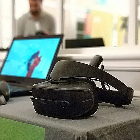 האקספלורר של לנובו