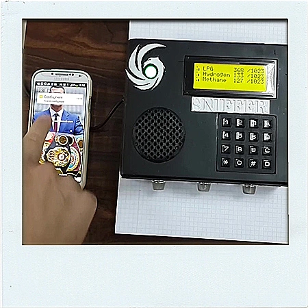 קרוסלה שנדלקת בלילה?