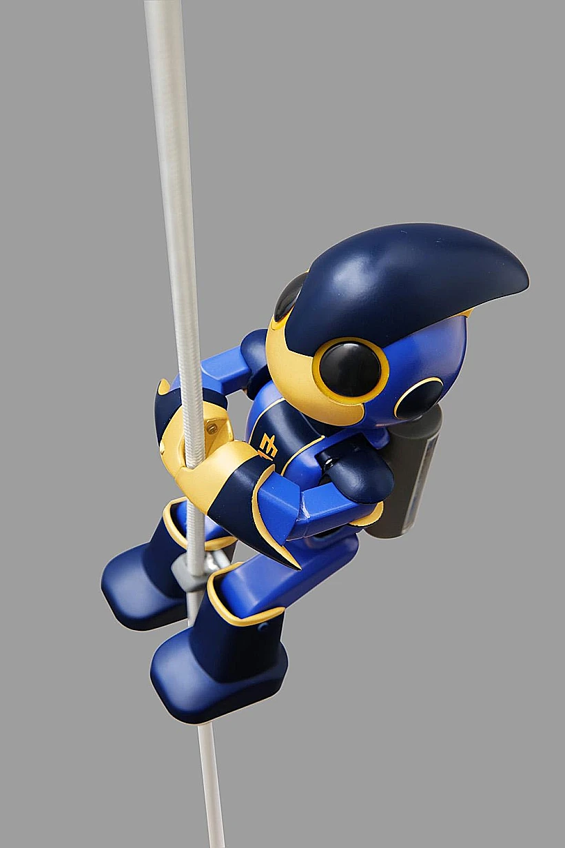 רובוט פנסוניק זעיר