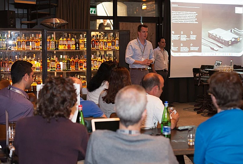 ארוע ההשקה של אוזניות RHA