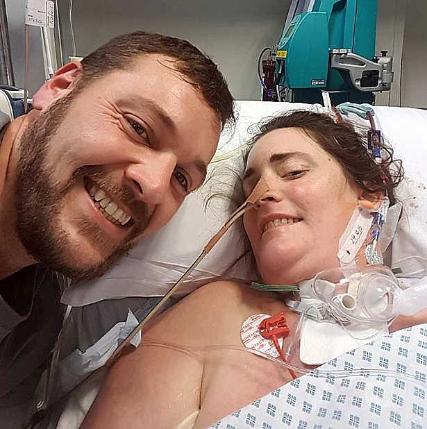 התעוררה מקומה וגילתה שהפכה לאימא