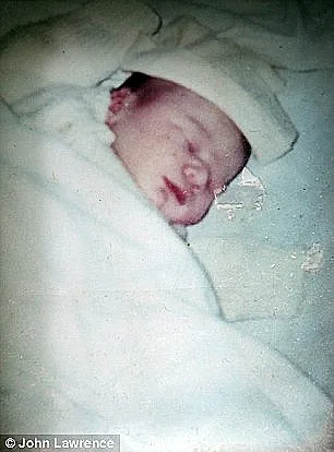 לא הצליחה לשבת במשך שנים אחרי הלידה