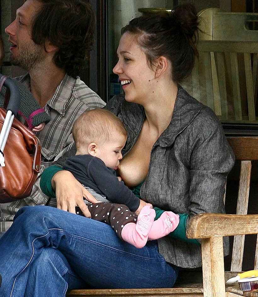 מירנדה קר מניקה, הנקה