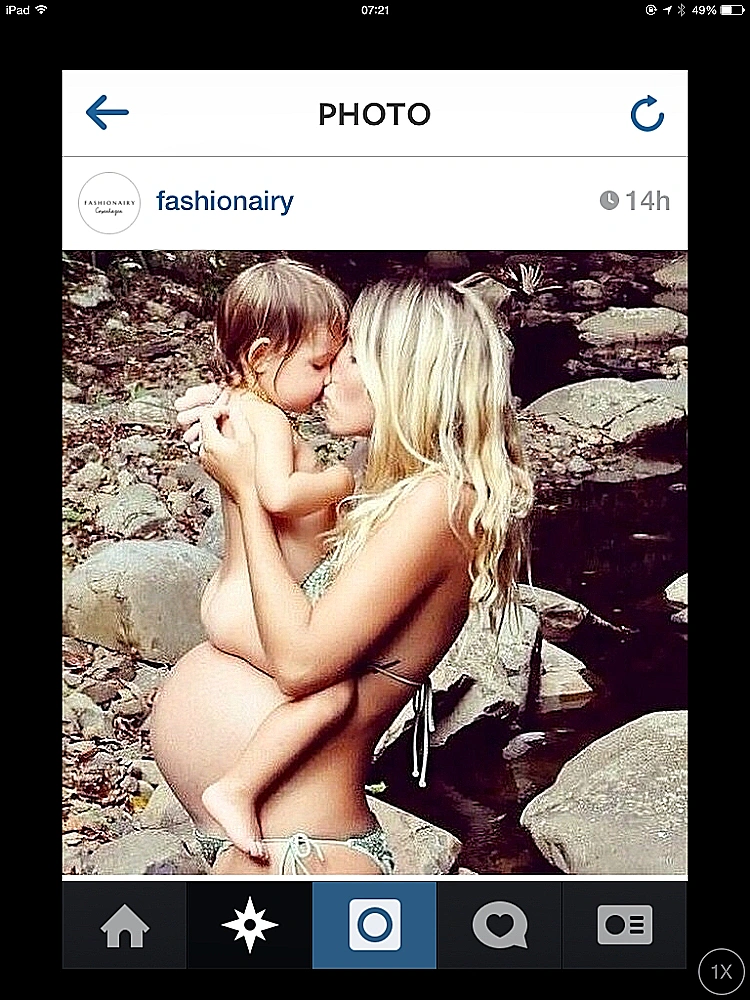 הריוניות סקסיות