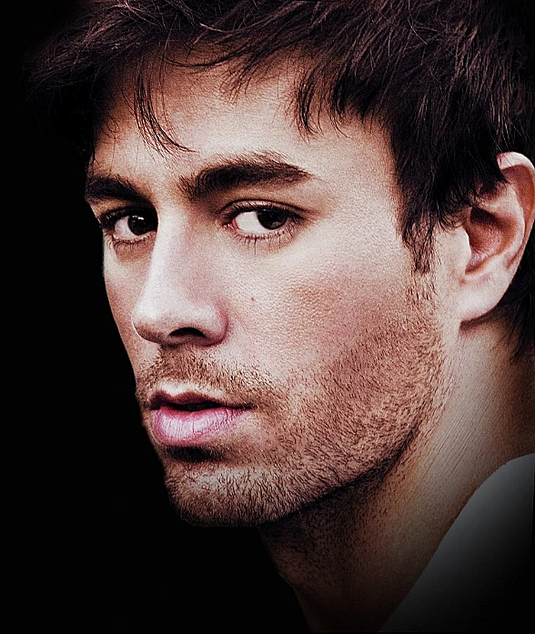 אנריקה אגלסיאס( באדיבות בלוסטון גרופ לייב ניישן)