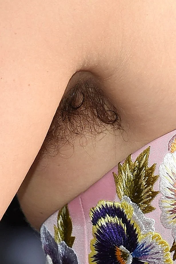 בית שחי עם אמירה