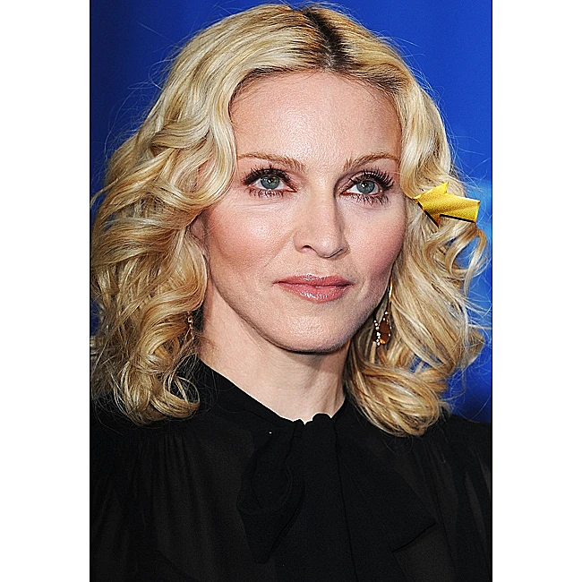 מדונה עיניים