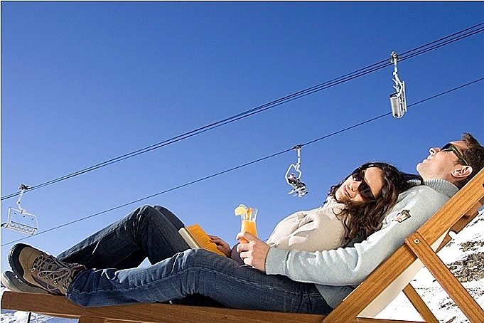 אתר סקי קלאב מד ואל טורנס