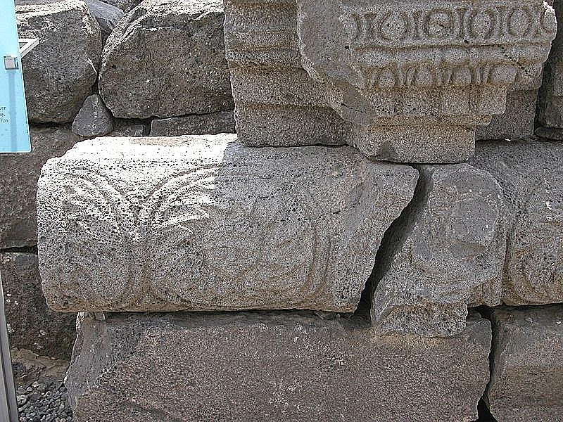 בית הכנסת העתיק בכורזים