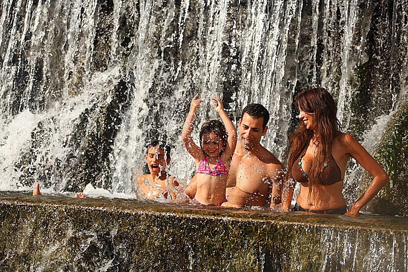 הסחנה - גן השלושה בלילה