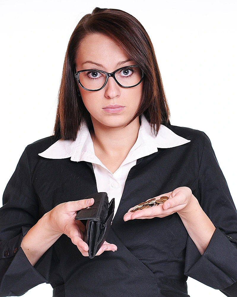 אישה קמצנית