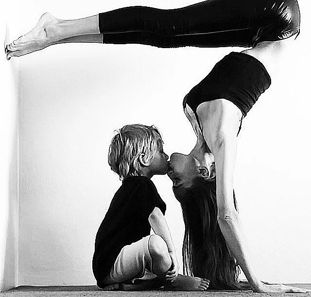 מצאנו את האימהות הכי חטובות ברשת