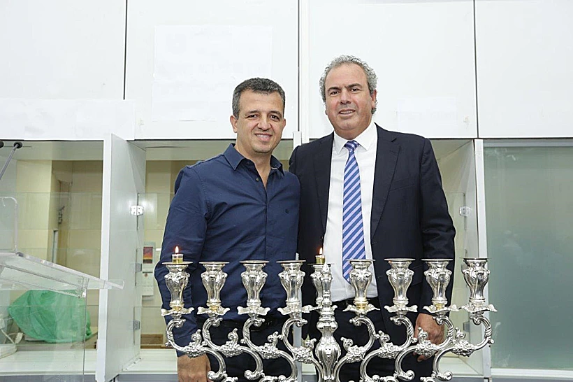 יורם דבש, כרמל שאמה הכהן