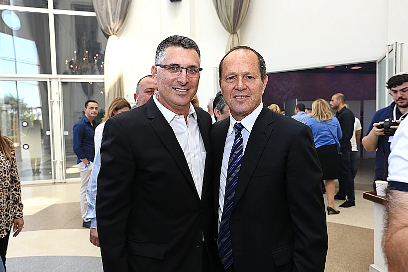 גדעון סער וניר ברקת