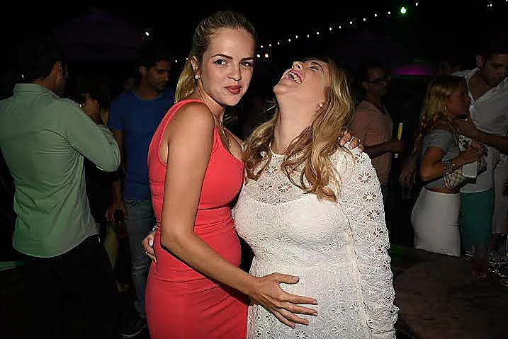 לינור פחימה ושני אלון.יא איזה בטן