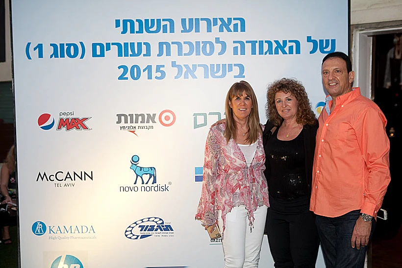 קותי לוריא, מדי יעקובזון אורית בנבנישתי