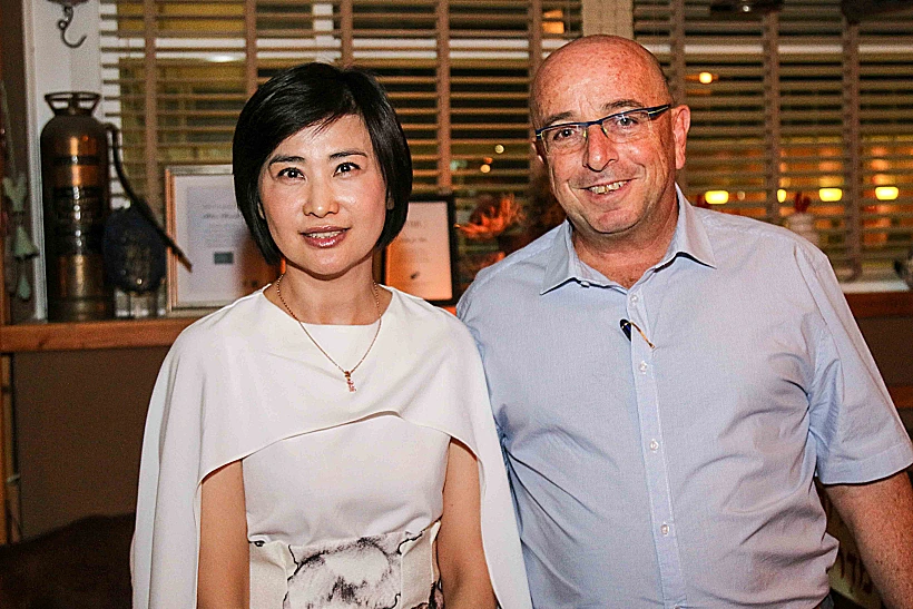 אודי אהרוני  וסאלי וו עומר לוי