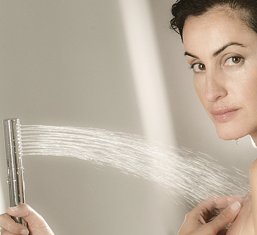 נטלי עטיה. מה יש, זה מים