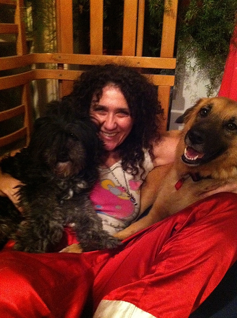 אלונה דניאל