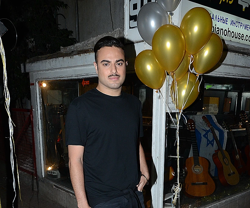 אוריאל יקותיאל. לא שילם?