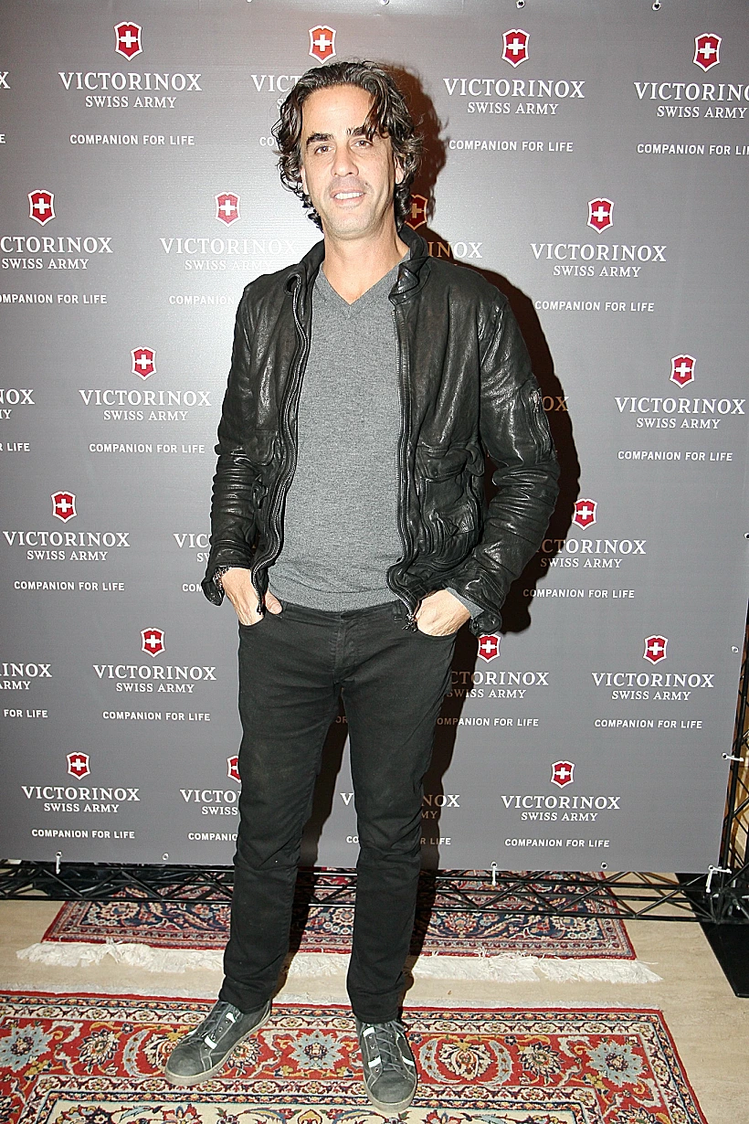 השקת שעון NIGHT VISION