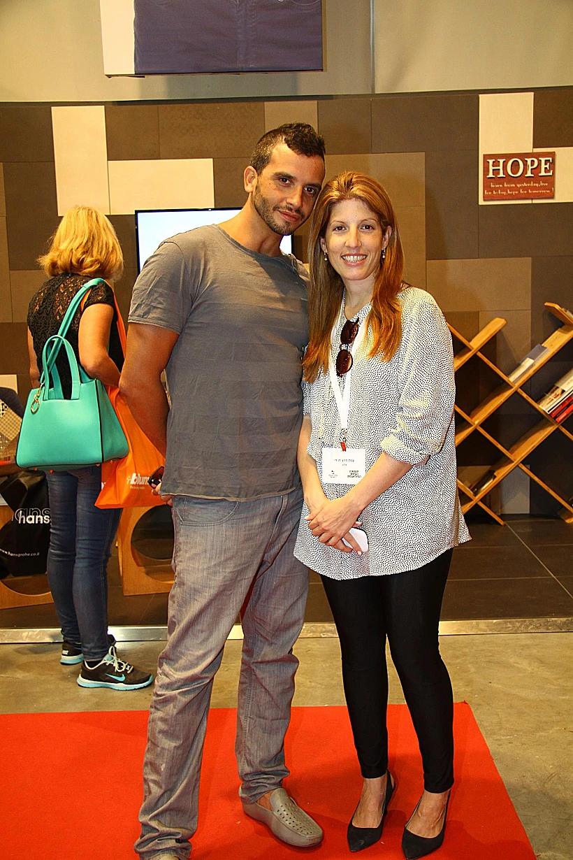 מושיק גלאמין עם ענת פרץ דוידי מנהלת השיווק