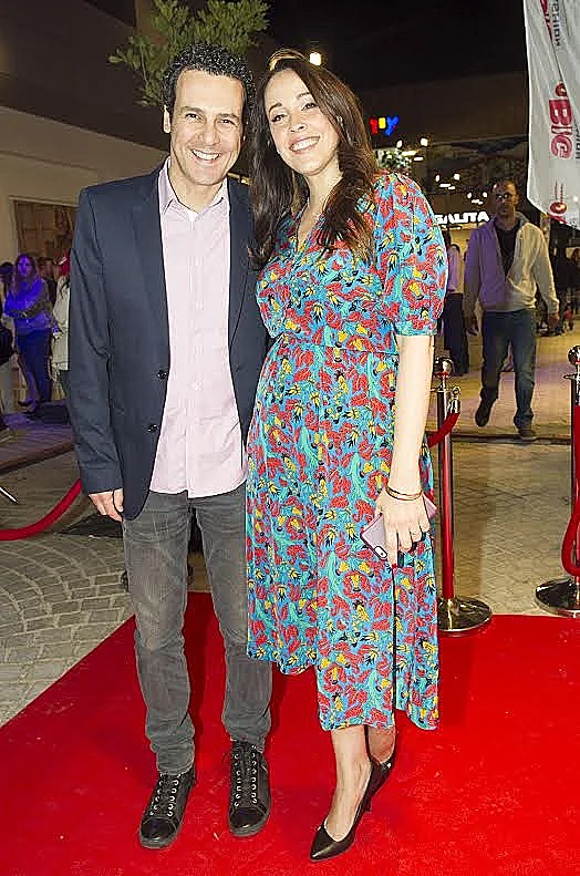 עדן ועודד מנשה. תמונה עם הילדים שווה הרבה יותר. רוצים? תשלמו!