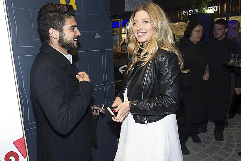 אושרי כהן ועדי הימלבלוי. את מבינה כמה היה שווה לבוא, העיקר קיבלנו מעטפה