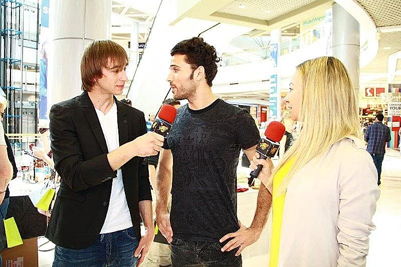 אלה,וובה וישראל אטיאס. גם במשפחת זגורי מתעוררים מוקדם?