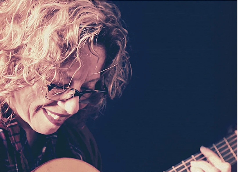 חווה אלברשטין