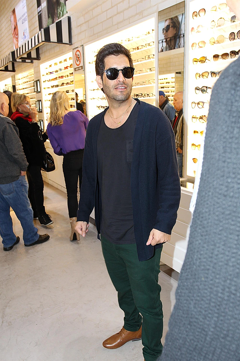 פאר טסי. שומר על דיסטנס או סתם מסתיר עיגולים שחורים?