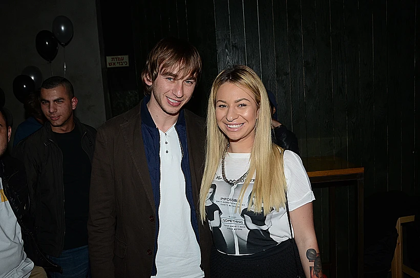 וובה ואלה. נו יש אלכוהול חינם?